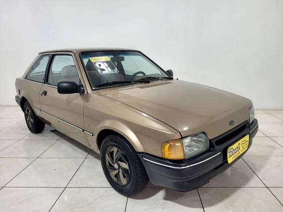 FORD ESCORT 1.6 GL 8V GASOLINA 2P MANUAL